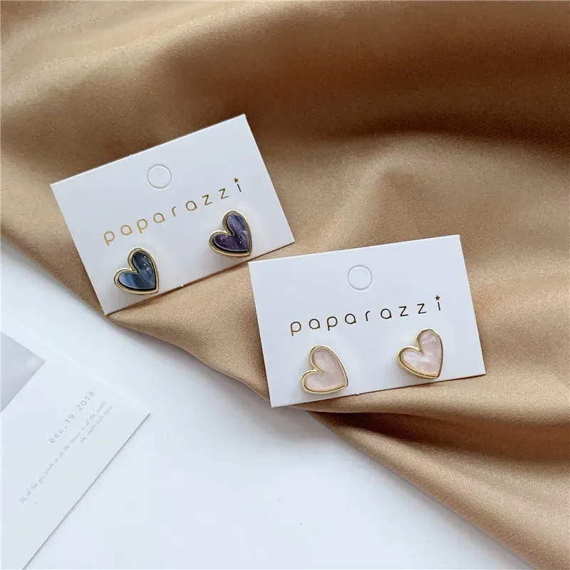 Sweet Acrylic Heart Stud Earrings Delicate Gold Color Cute Mini Ear Studs Trendy Ear Nails For Women Girls Wedding Jewelry Gift