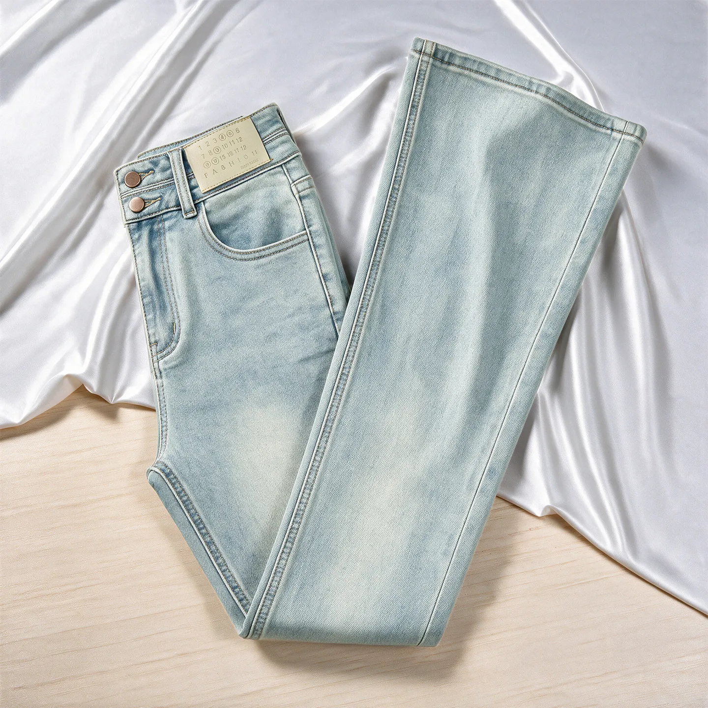 Fall 2026 Women's Light Blue American Style Bell Bottom Jeans High Waist Cotton Stretch Denim Wear Resistant Straight Leg Tro...