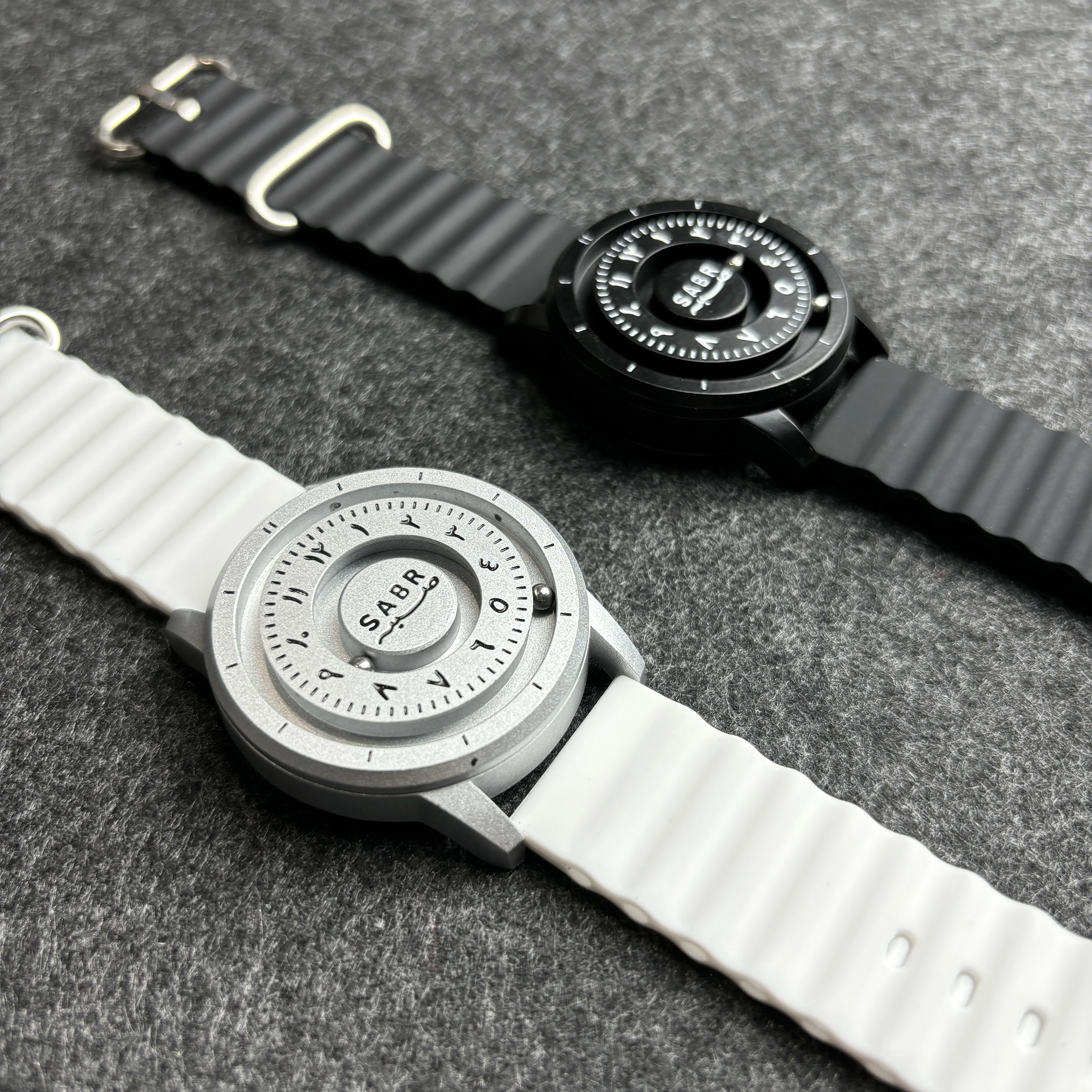 Męski zegarek Sabr z arabskimi cyframi, silikonowy pasek, styl morza, zegarek kwarcowy, zaawansowana technologia, tarcza ze stali nierdzewnej.