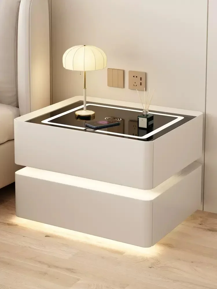 Mesa de cabeceira de madeira maciça estilo moderno com carregamento sem fio Smart 2 gavetas Mesas de cabeceira para quarto com fechadura