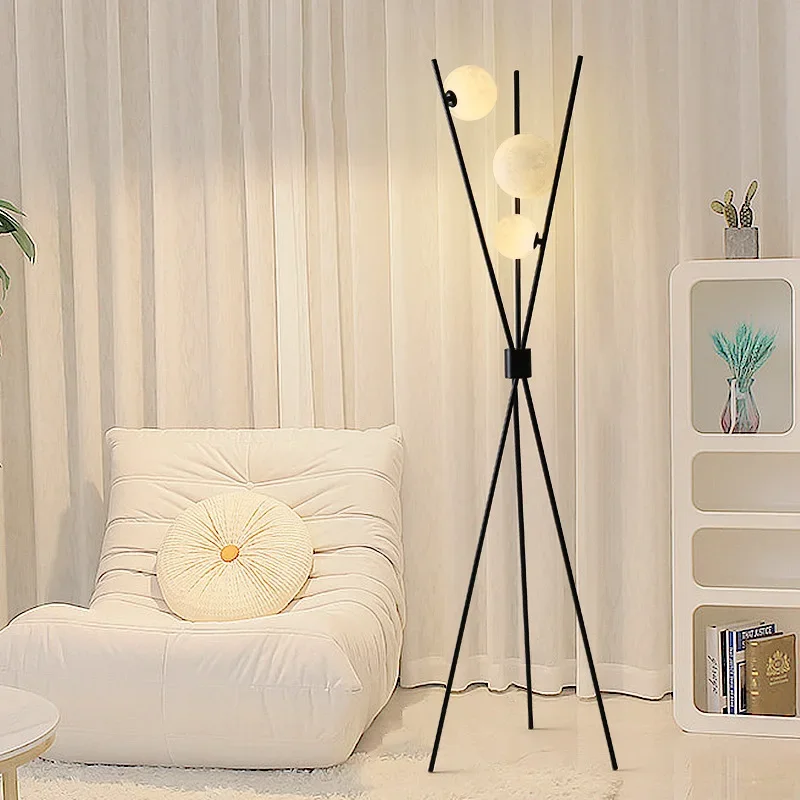 Nordic Designer Moon Standing Lamp Next To The Sofa in The Living Room Modern Minimalist Art Home Decoration LED Floor Lamp