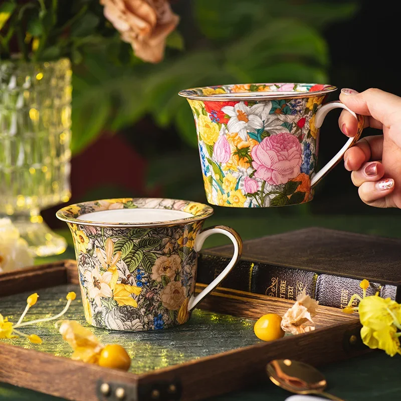 European Ceramic Coffee Cup with Lid Colorful Flower Mug Home Breakfast Mug Fine Bone China Afternoon Camellia Flower Tea Cup