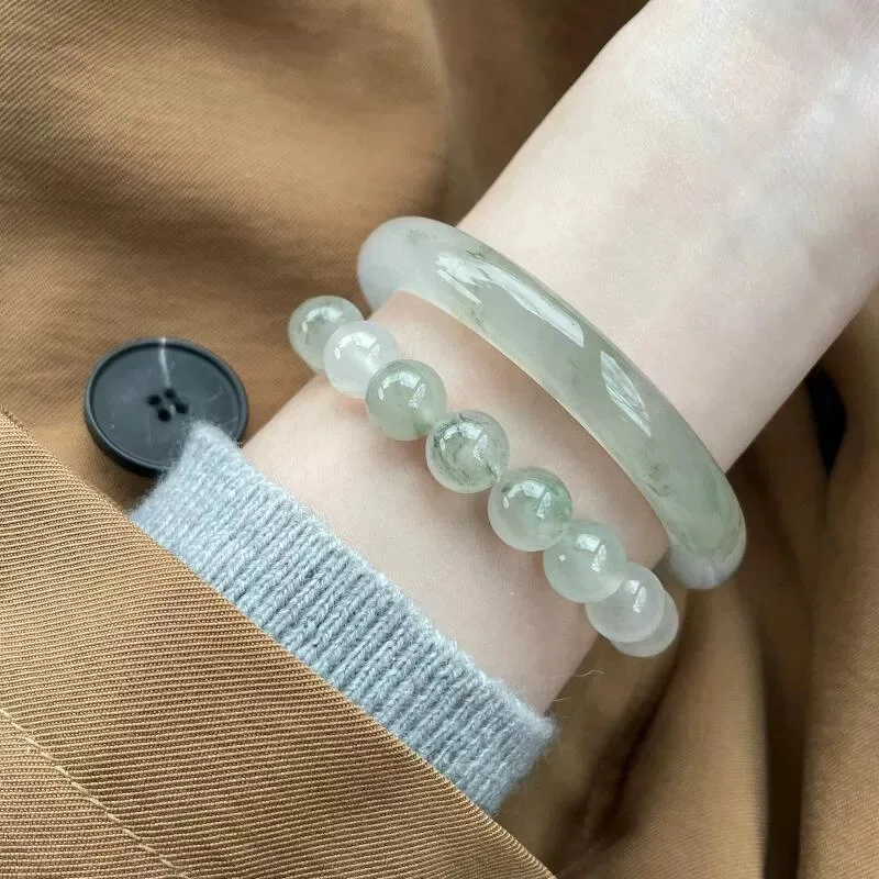Jadeite from Xinjiang Tianshan, ice , golden silk jade, round and flat bangles, versatile gift, not a bracelet