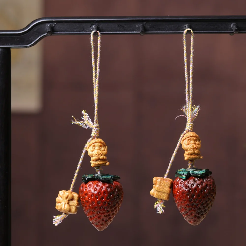 Original Design Strawberry Santa Claus Wood Carving Pendant Christmas Tree Decor Handmade Wooden Mini Craft Gift