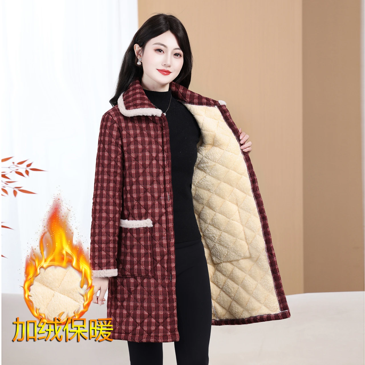 سترات شتوية نسائية سميكة مع معطف دافئ مخملي سترة نسائية في منتصف العمر مبطنة بالقطن