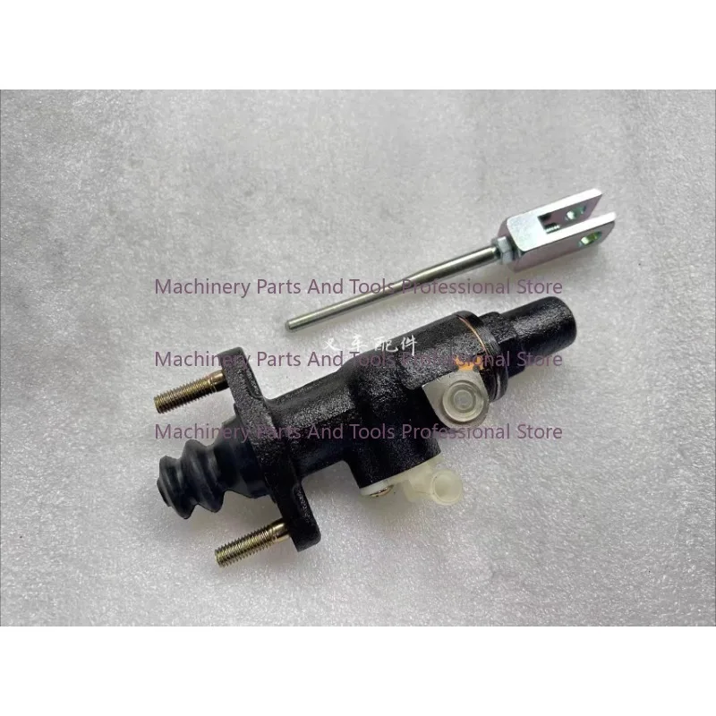 for Toyota Forklift Parts 5F 6F  Brake Master Cylinder 31410-23600-71 31420-13000-71