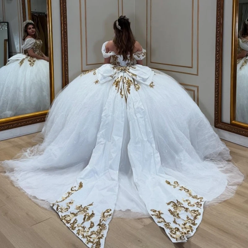 Weißes Prinzessin-Sweet-16-Kleid, Quinceanera-Kleider, Applikation, Spitze, Perlenstickerei, Schleife, Tüll, Party, Geburtstag, Vestidos 15 De Anos