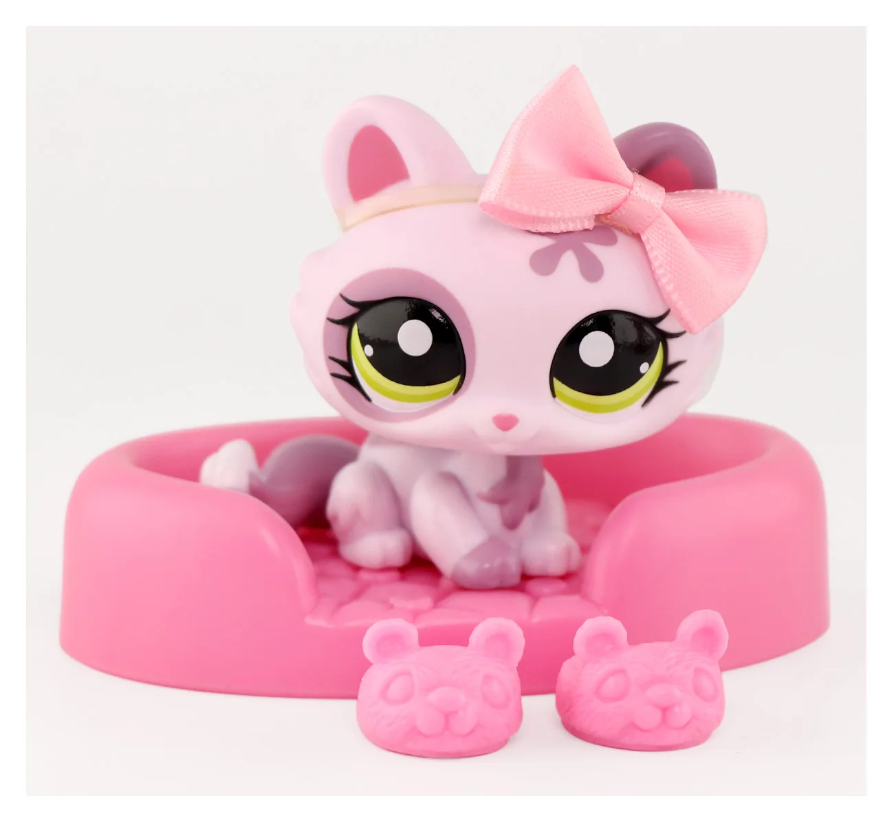 LPS Minilpsshop Bobble Head Toy Shorthair Cat Animal With Accessories Crown Doghouse Shoes Children's Gift for Boys and Girs