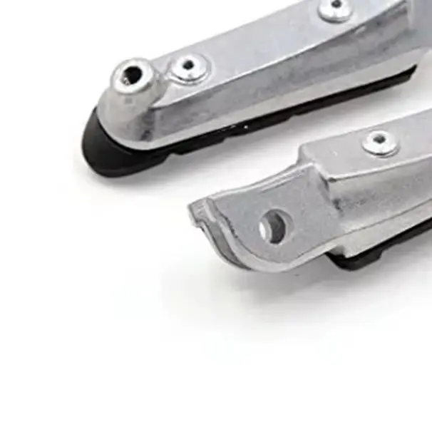 

CNC Aluminum Front Foot Pegs with Rubber Top – Black Motorcycle Footrests for Honda CB250, CBR600F, CB600F, NC700, Hornet