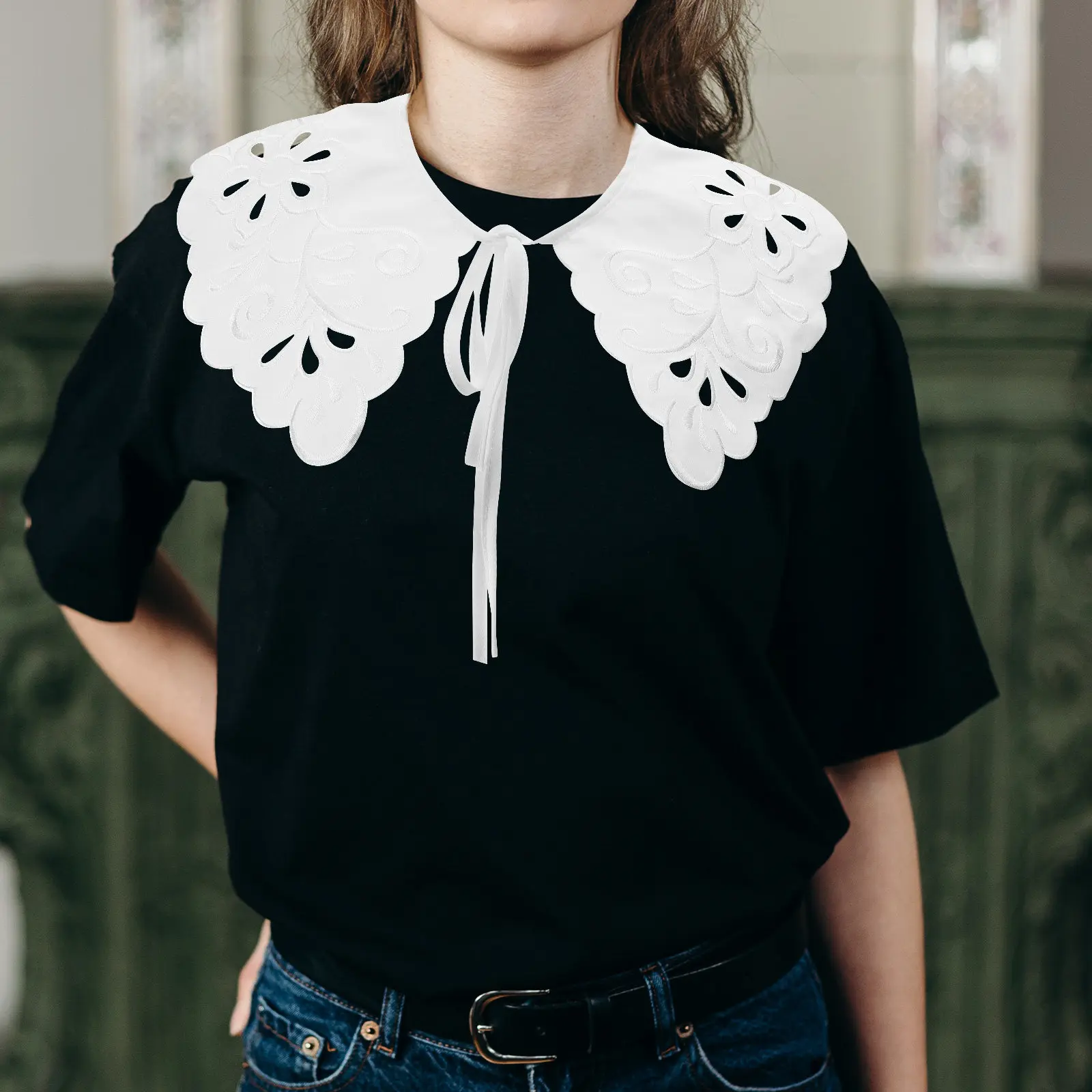 Stylish Detachable Fake Collar for Women with Adjustable Tie Hollow Design Elegant Layering Accessory All-Season Decorative