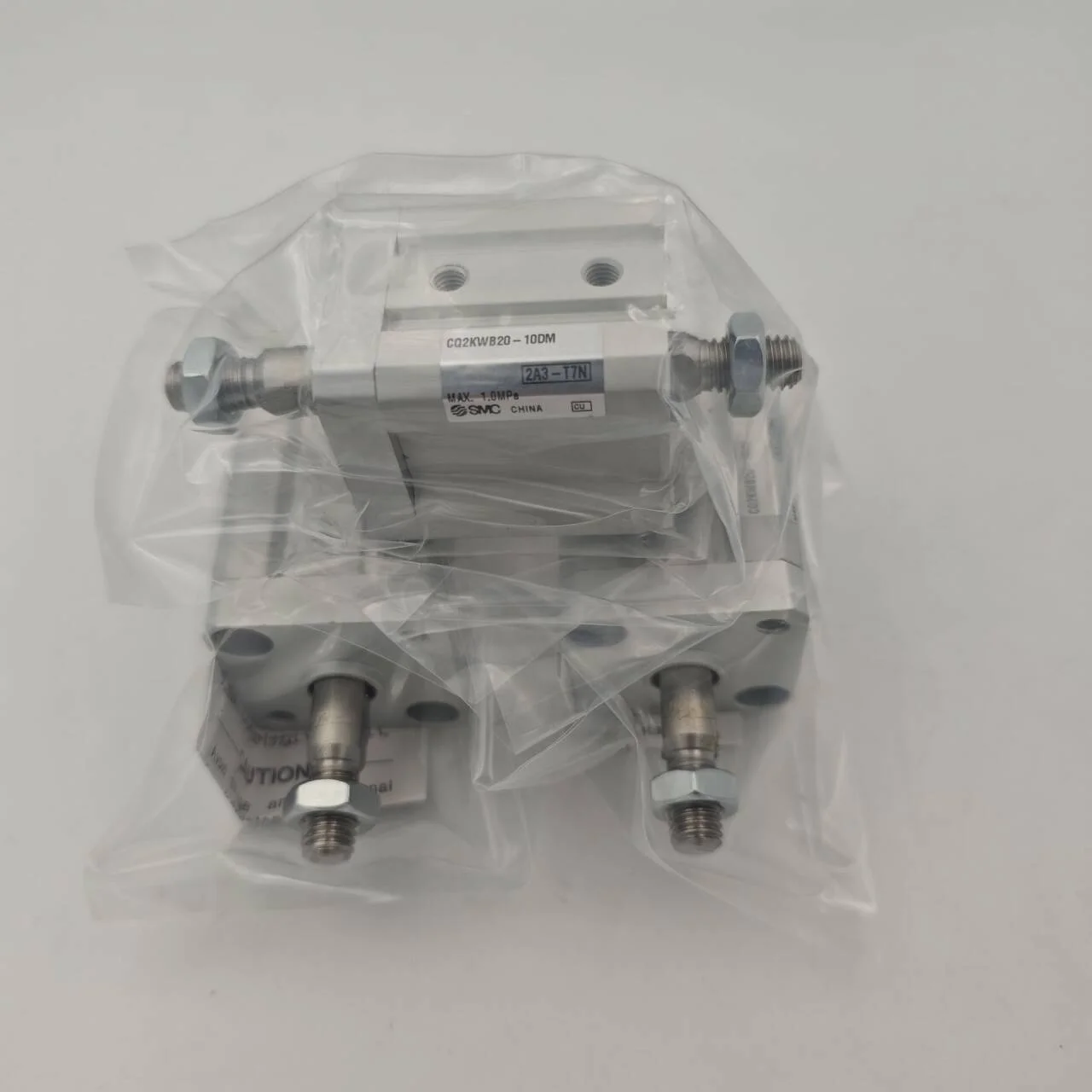 Original Genuine SMC Non-rotating Cylinder CQ2KWB20-10DM Double Rod Double Acting Cylinder