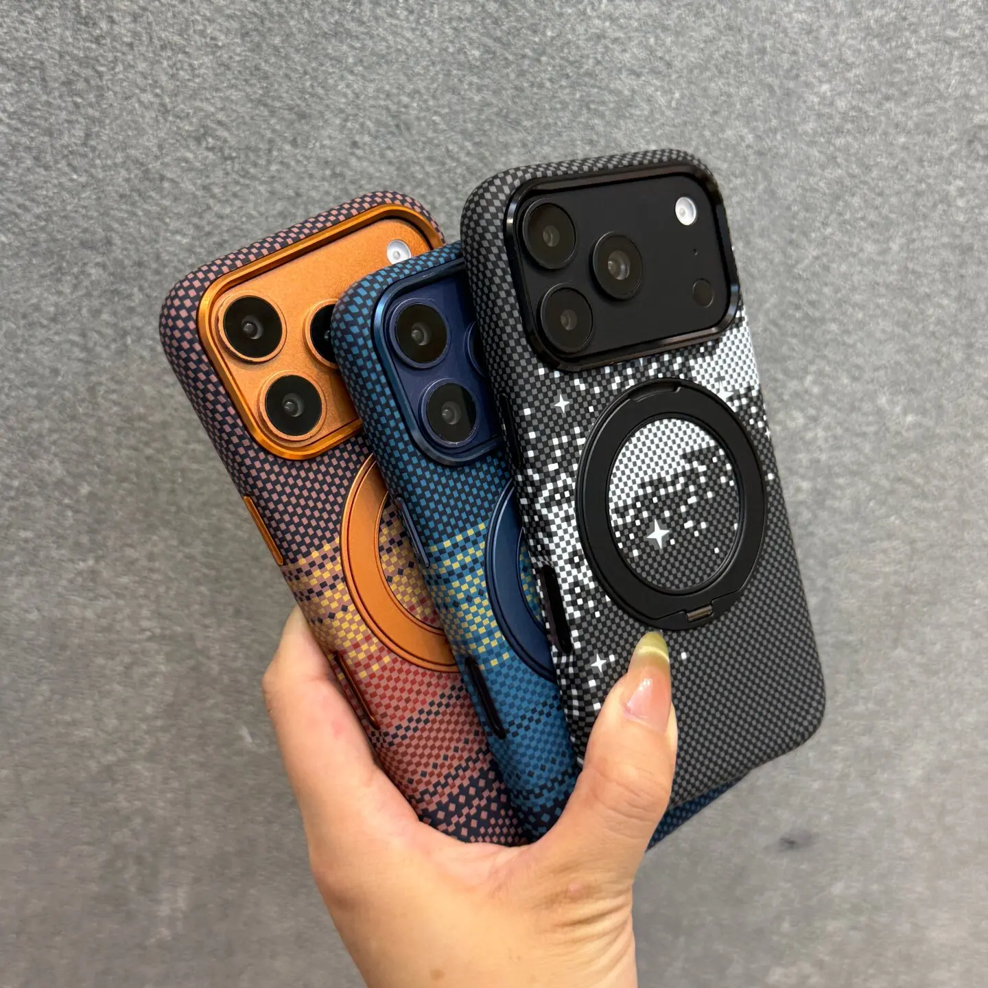 360° drehbare Metallhalterung für MagSafe-Handyhülle für iPhone 18 17 Pro Max 16 15 14 13 mit Carbonfaser-Textur, harte PC-Schutzhülle – Detail 1
