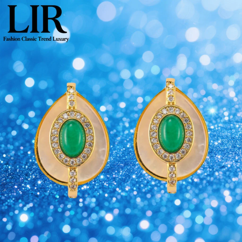 Lir White Shell Geo…