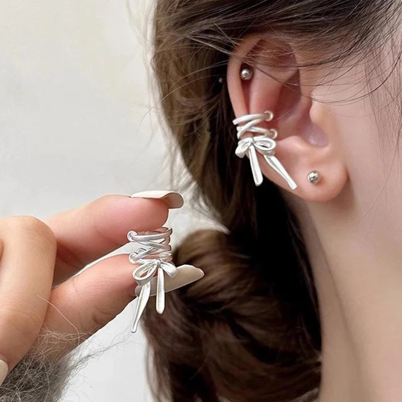 Vintage Punk Silver Color Tie Bow Ear Clip Earrings for Women Fashion Tassel Non-Piercing Ear Wrapear Cuff Jewelry Party Gifts