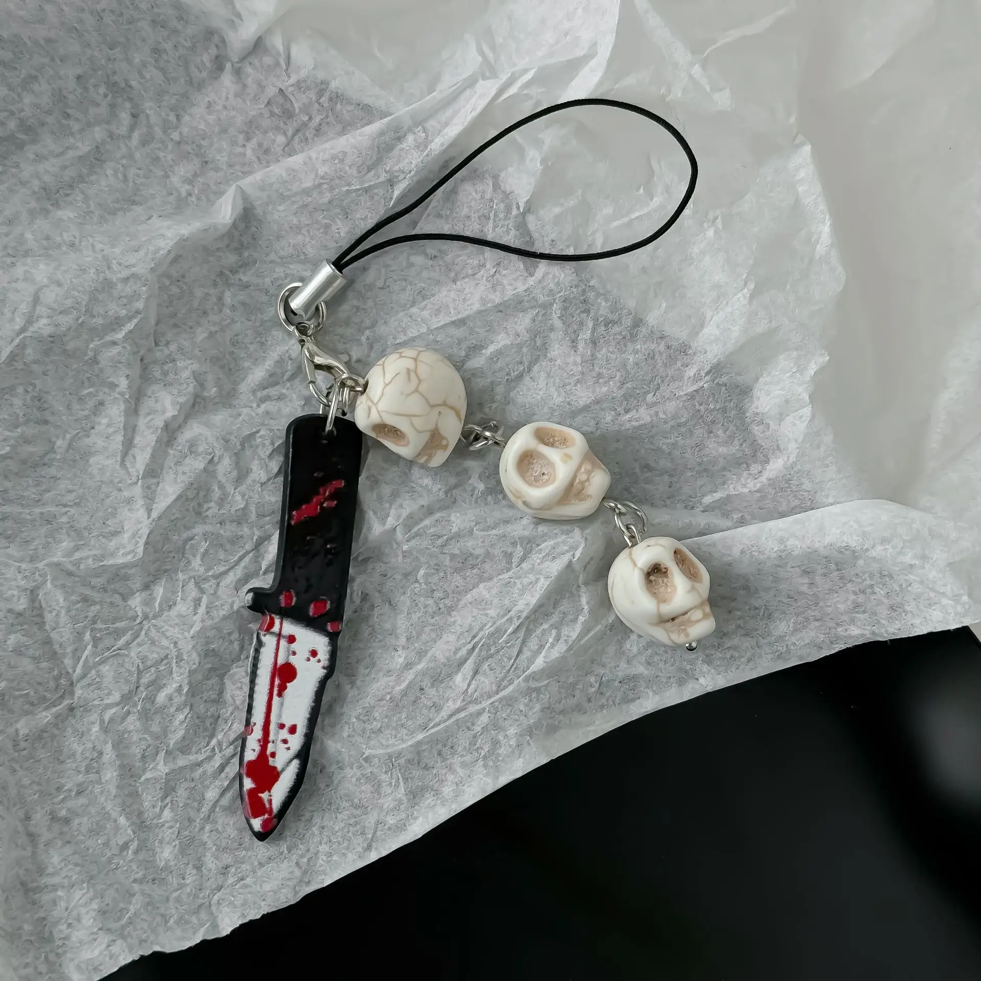 هالوين الظلام نمط سكين دموي الجمجمة قلادة المفاتيح رئيس العظام سلسلة الهاتف الحبل حقيبة الشنق زخرفة شخصية الطرف