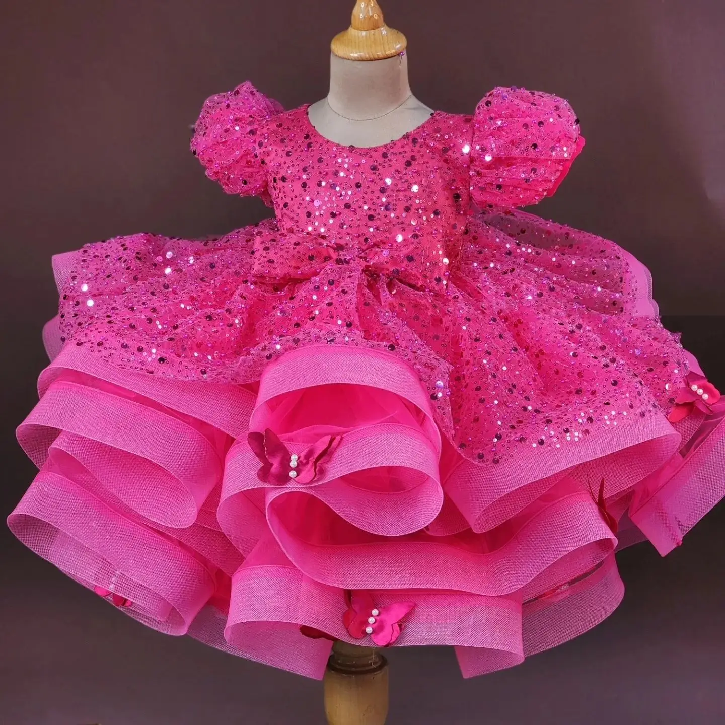 Rosa lantejoulas vestidos da menina de flor na altura do joelho borboleta arco crianças vestidos de baile de aniversário para festa personalizado