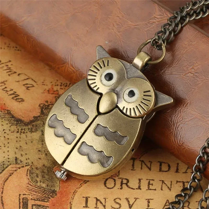 Old Fashion Lovely Owl Design Pocket Watch Cute Animal Theme Quartz Pocket Watch for Men Women Pendant Clock with Sweater Chain