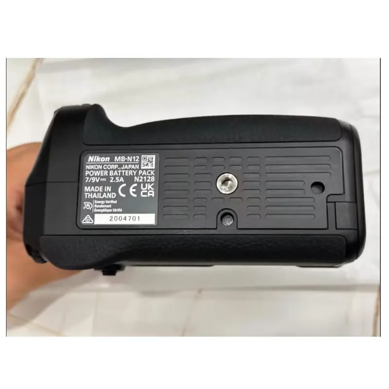 Used Original MB-N12 Battery Grip for Nikon Z8 Battery Grip