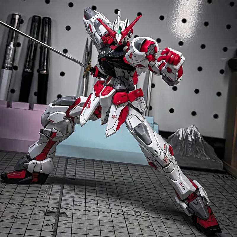 DABAN 8807 MG 1/100 Mars Red Astray Reprint MBF-P02 Model Kit Assembly Movable Robot Plastic Model Custom Toy Collection Gift