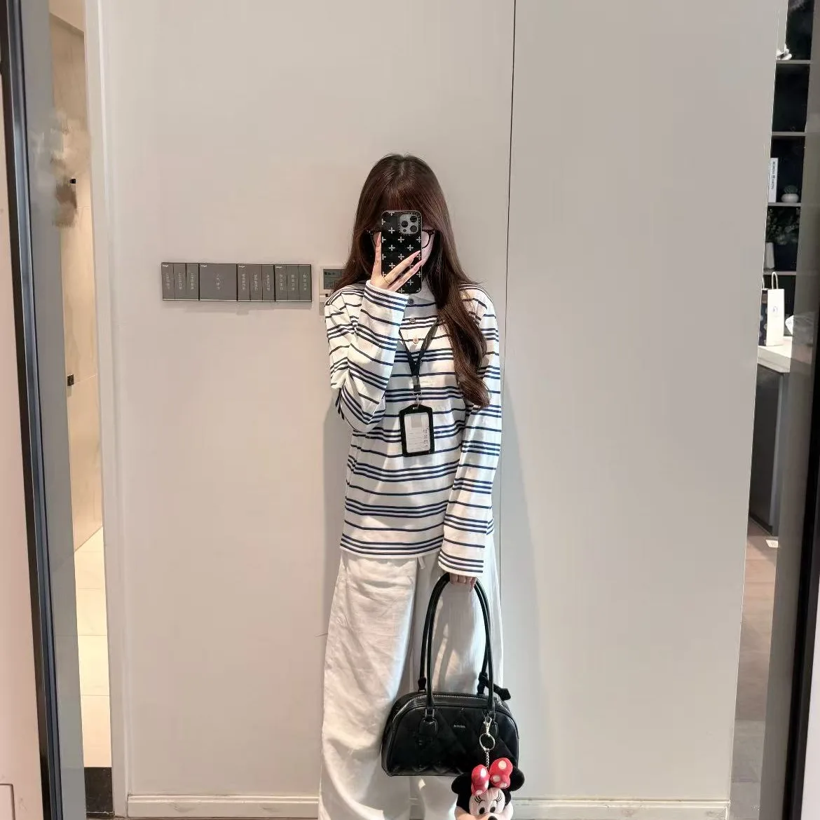 

Свободная длинная футболка Sve в Корейском стиле, сине-белые полоски, базовый слой, дизайн, Sensation, осень-зима, новинка Faion, женская...