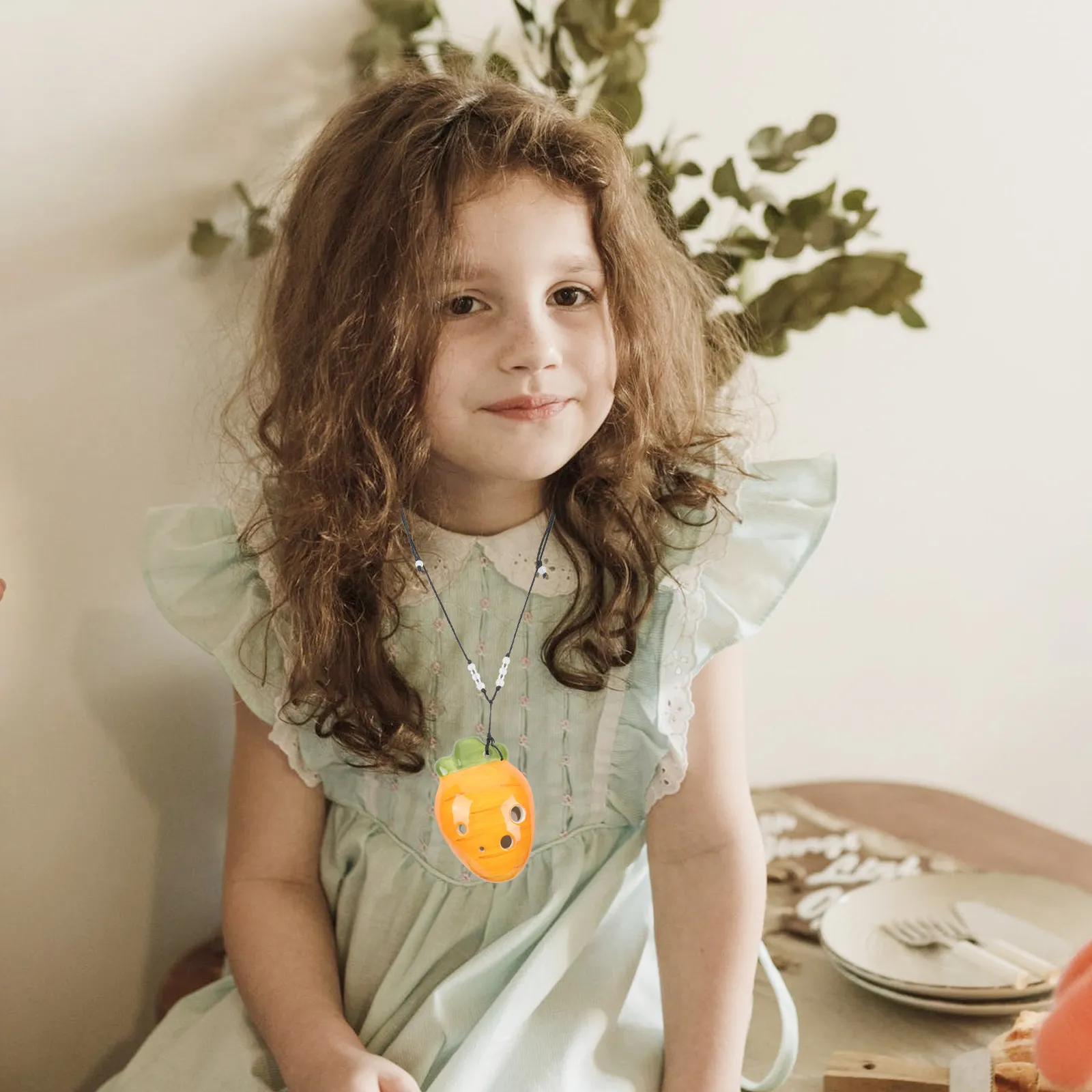 

Керамическая пасхальная окарина с 6 отверстиями для начинающих, легкий портативный мини-инструмент для практики, креативная керамическая окарина с 6 отверстиями