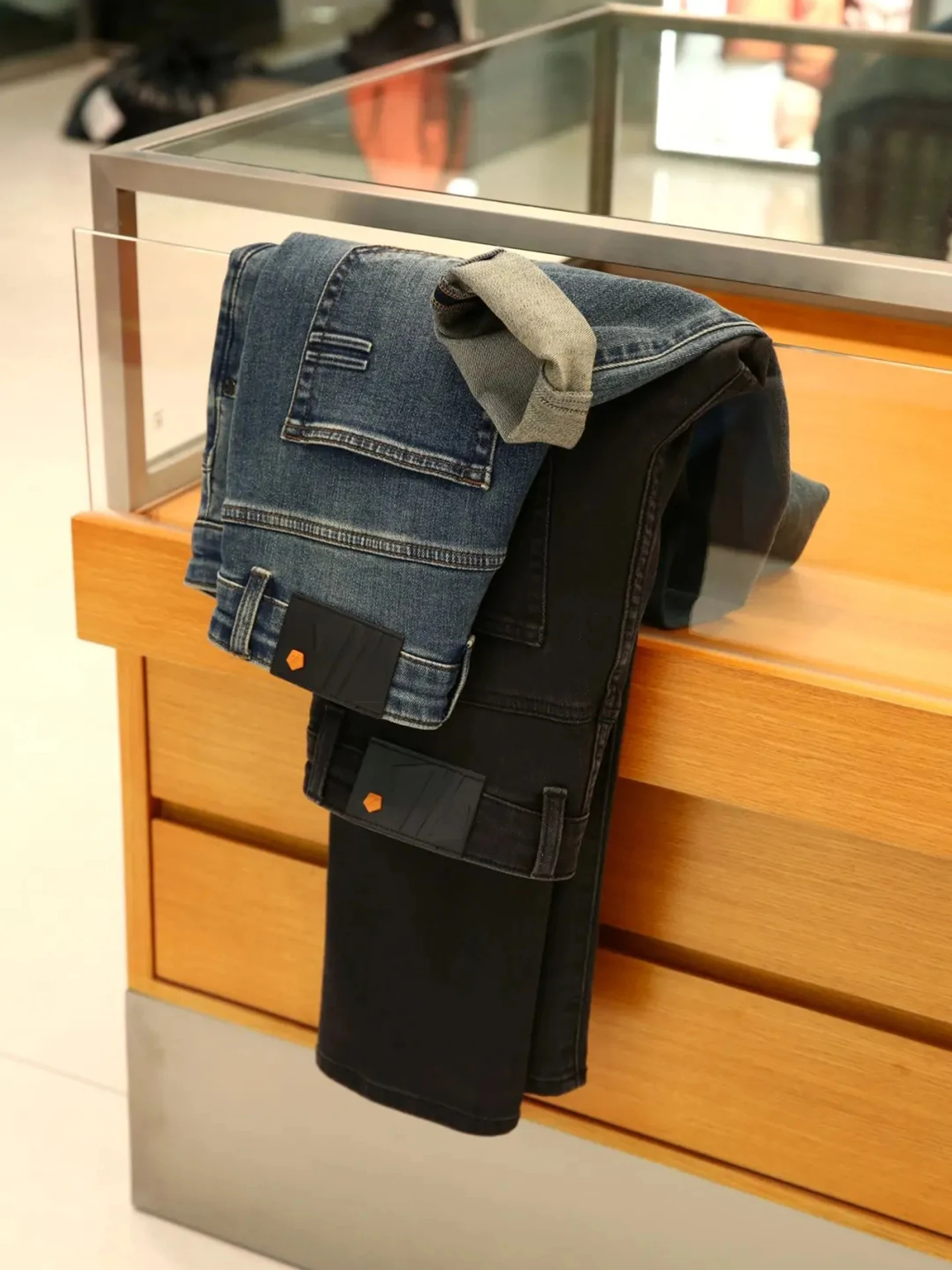 Elegant Men's Jeans Straight Leg Casual Pants Luxury Style mid High Waist Zipper Fly Eco-Friendly New Process Black Leather