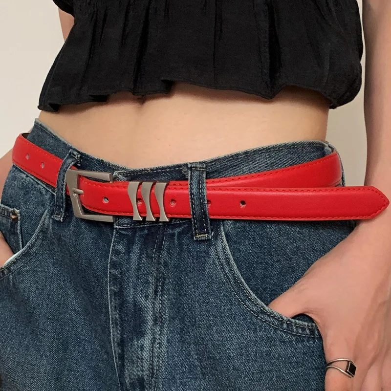 Korean-Style Fashionable Retro Minimalist Red Cool Women’s Leather Belt—Unique Versatile Belt to Accessorize with Jeans
