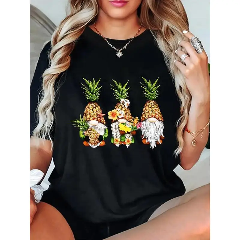 

Cute Pineapple T-Shirt, Gnome Lover Gift for Her Him, Women's Men's Tropical Summer Holiday Present, Funny Hawaiian Party Tee