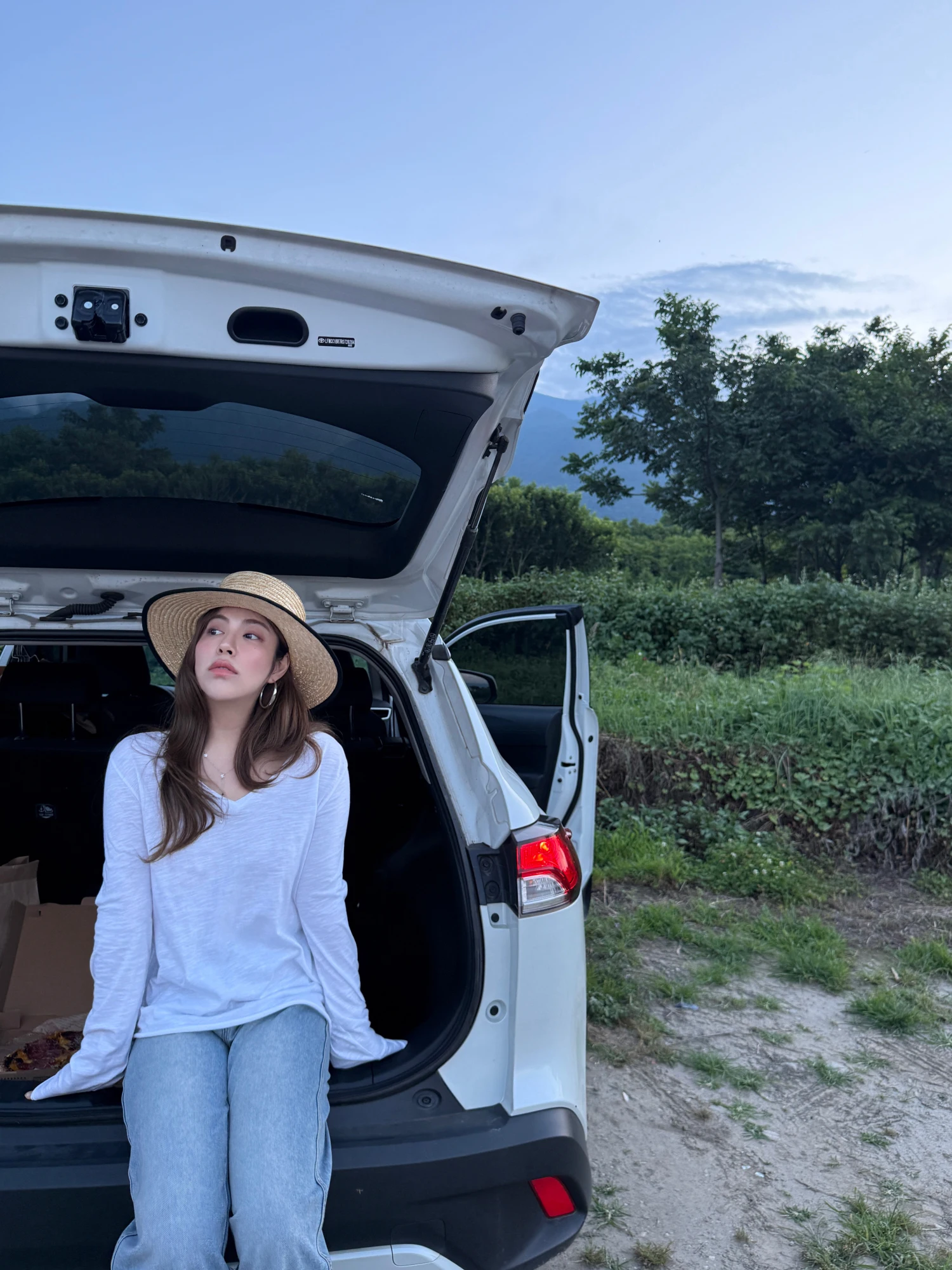 

Легкий хлопковый свитшот с длинным рукавом, однотонный, свободного кроя, с отворотами на рукавах, женский повседневный модный топ