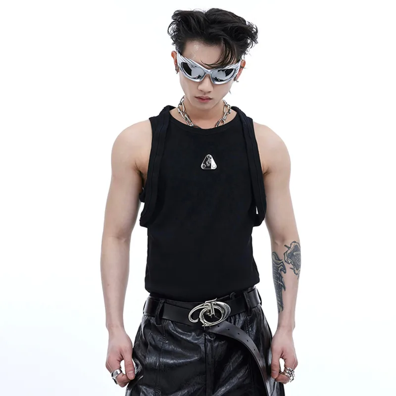 IEFB New Summer Male Tank Tops Metal Design Double Straps Tops Sleeveless O-neck Solid Color Men\'s Vest Niche Style 2024 9C6749