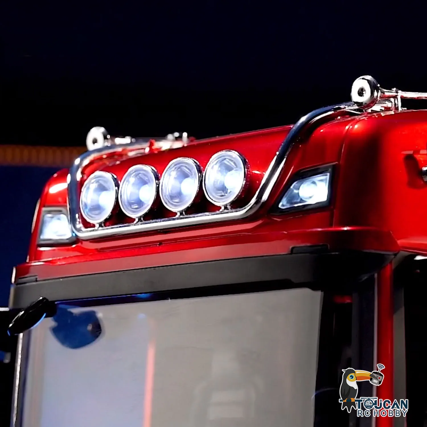 HUINA 1/18 770S Plastic 1501 RC Tractor Truck Finished Model RTR Radio 19CH Light Sound Effects Remote Control Lorry Cars Toys