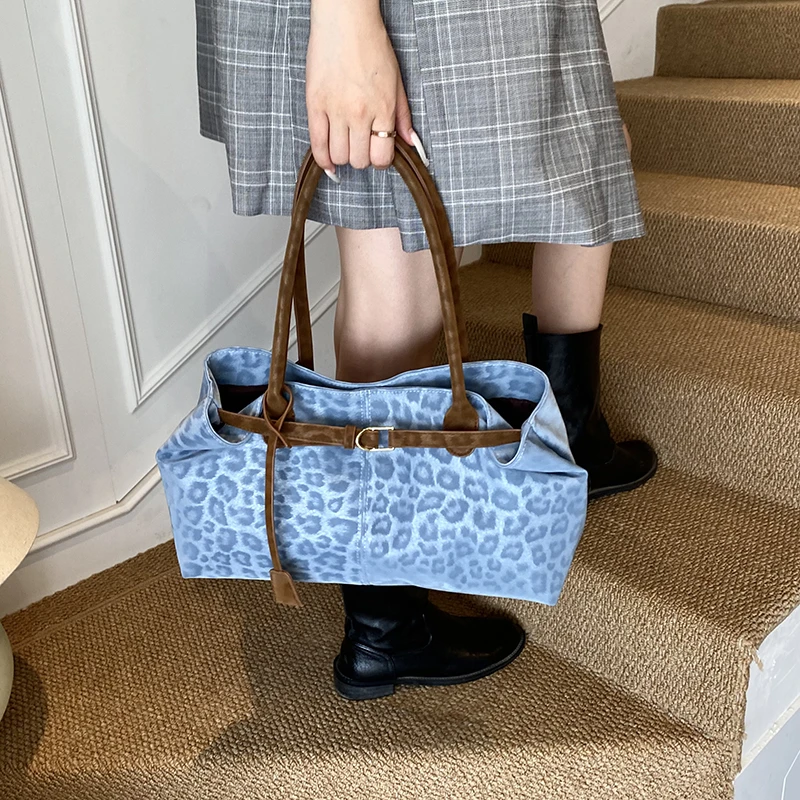 الخريف الشتاء حقيبة يد سيدة حقيبة كتف خمر مع مقبض قصير المرأة ليوبارد نمط بولي Leather حقيبة جلدية العلامة التجارية الفاخرة حمل الحقائب