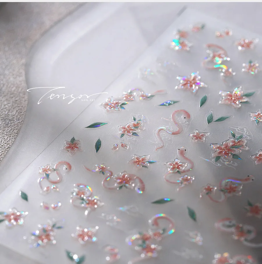 1pcs 5D Nail Art Decoration Snake Stickers Decals Sparkling Shell Light Self Adhesive Cute Snake Jelly Stickers Halloween Nails