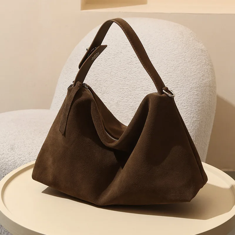 

Autumn Winter New Crossbody Pillow For Women Japanese And Korean Niche Artistic Shoulder Bag High Silk Matte Cowhide Leather Bag