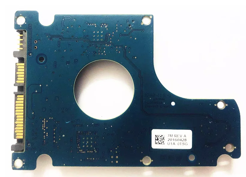 

Плата жесткого диска с номером 100767980 REV A