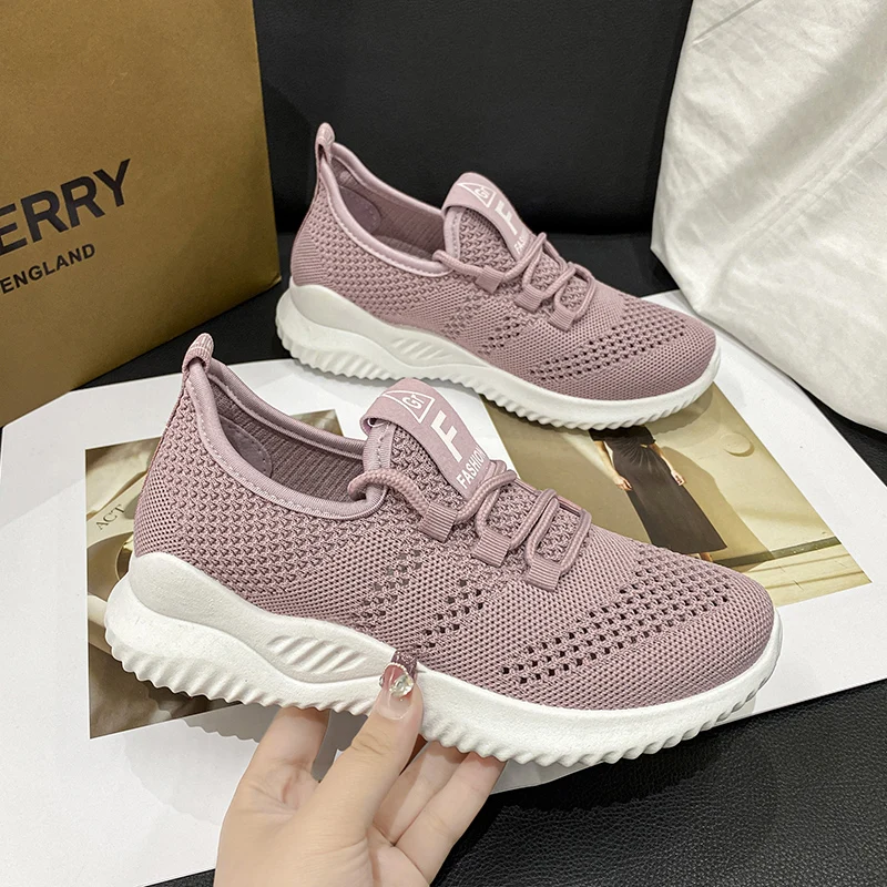 

Casual Flats Shoes For Women Comfort Soft Bottom Sports Shoes Breathable Mesh Runing Shoes Lightweight Sneakers