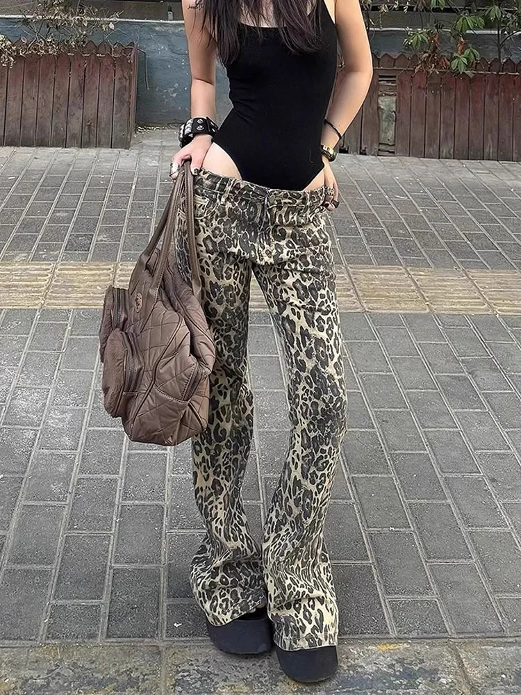 Jean da donna con stampa leopardata Jeans a vita bassa American Retro Gyaru Coquette Coquette Y2k giapponese anni 2000 High Street Harajuku Goth