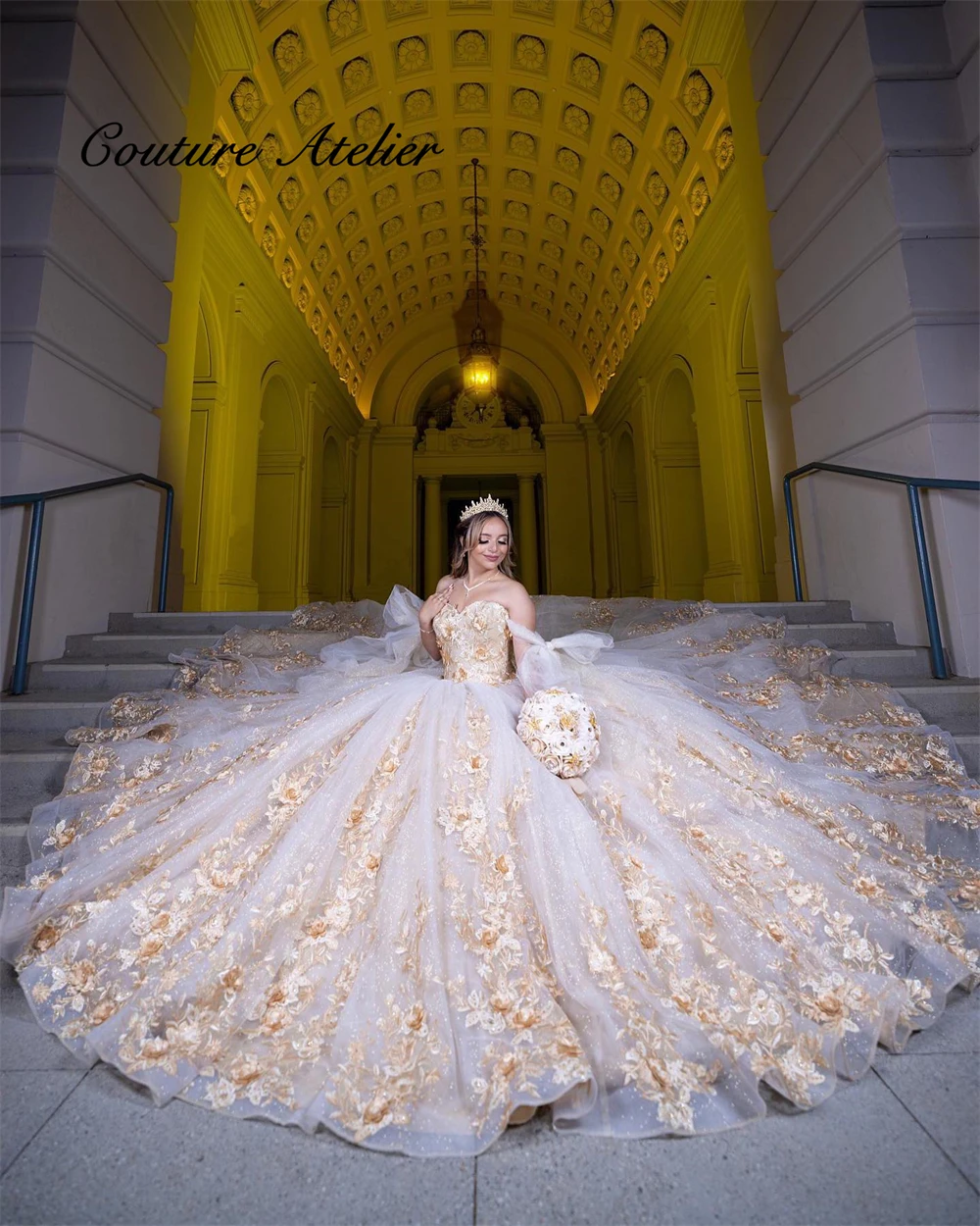 Vestido de baile de quinceañera con lazo y hombros descubiertos, vestido de flores 3D champán, dulces 16, estilos de princesa mexicana para quinceañeras, 2024