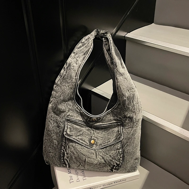 

Denim Hasp Solid Color Pocket Casual Tote 2026 New Trend Designer Style Bags High Capacity Commuting Durable Shoulder Bags
