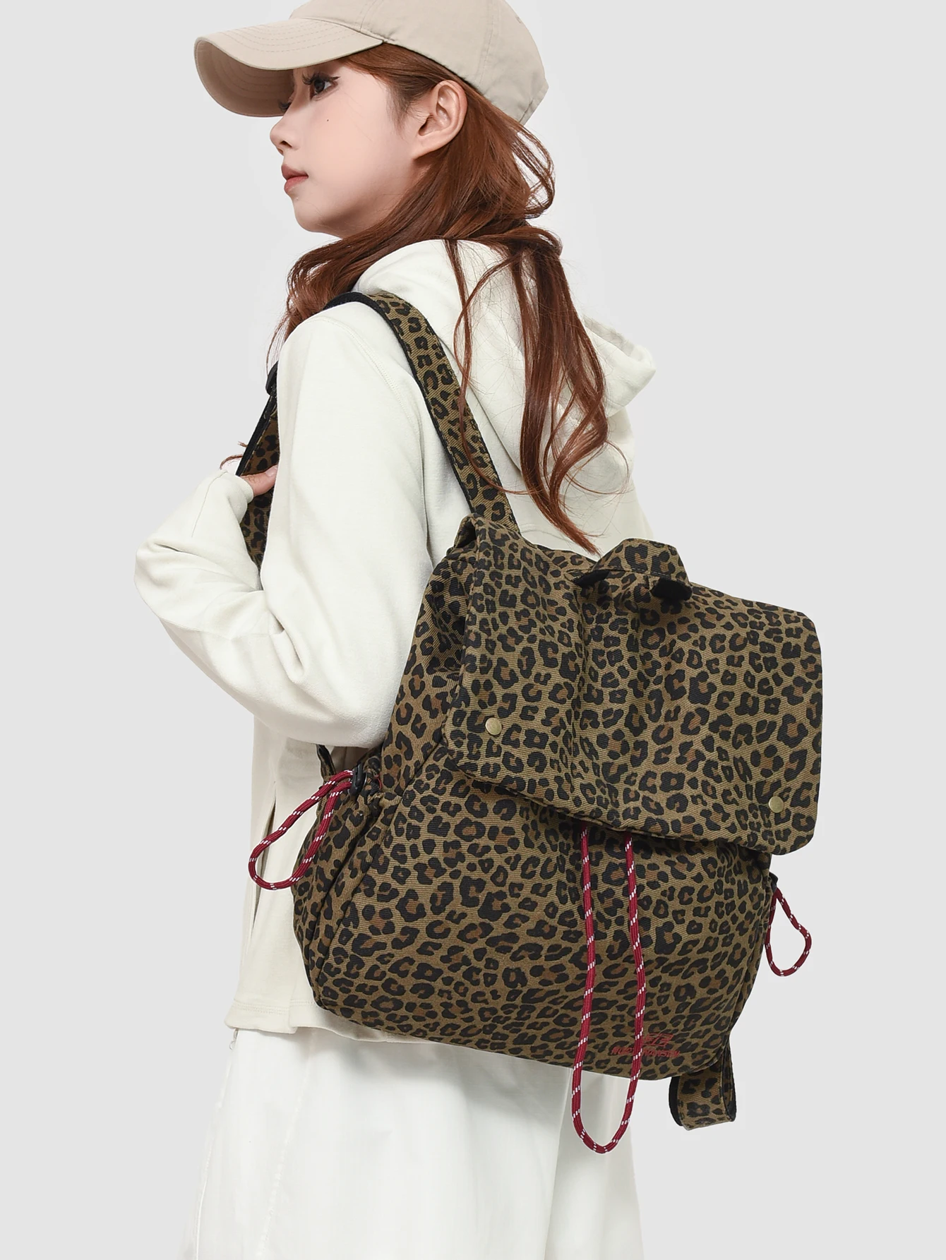 Travel Commuter Women's Backpack Lightweight Compact Fashionable School Bag Waterproof Zipper Dual Straps 14 Inch Laptop Comp...