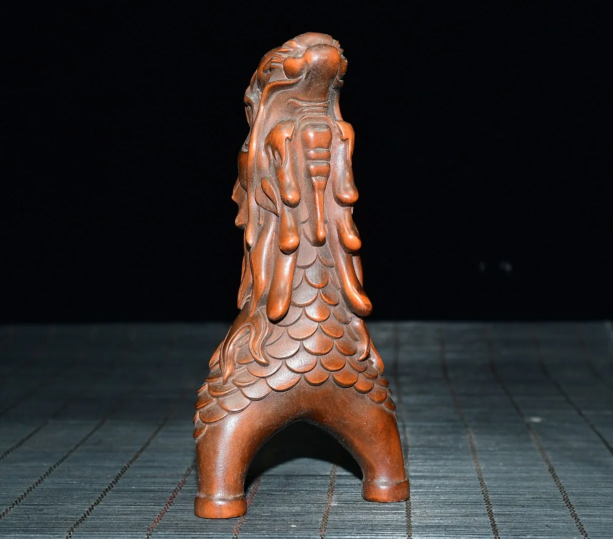 Old Boxwood Dragon head slingshot model Children's Fun Tools Chinese Loong Statue Wenfang Amass wealth Ornament