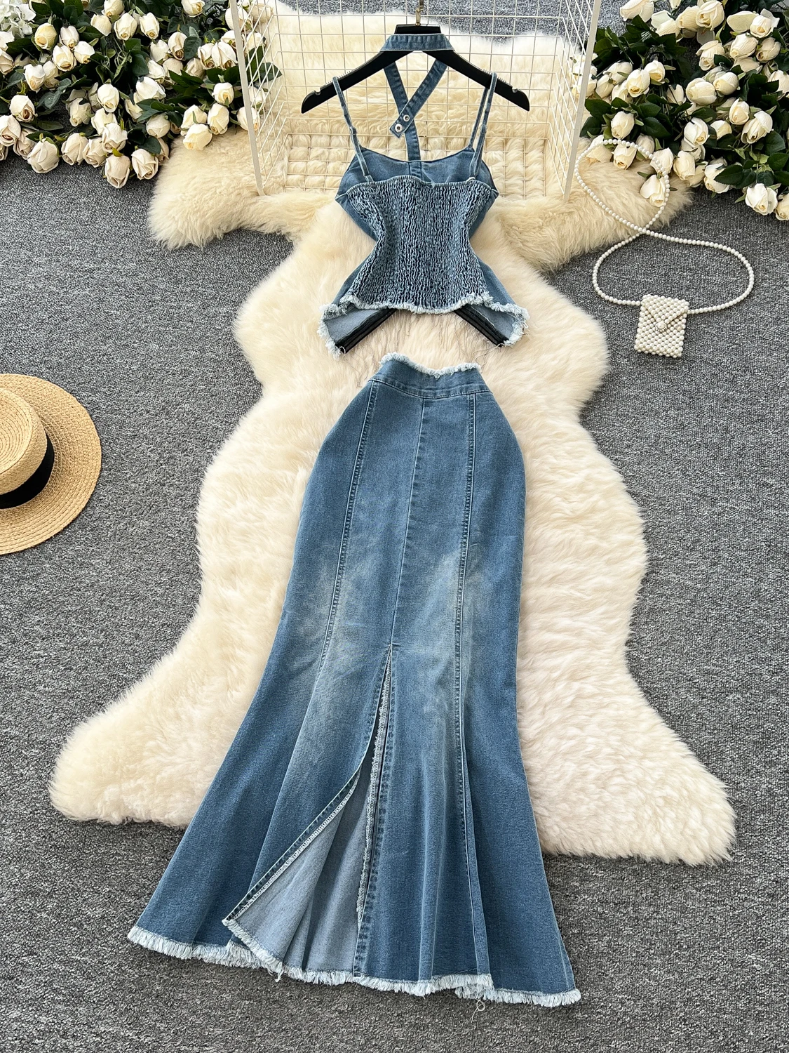 レディースデニムセット サマー スリムフィット ホルターネックトップ フィッシュテールスカート 無地 マーメイド ロングジーンズ フリンジヘム カジュアル outfits