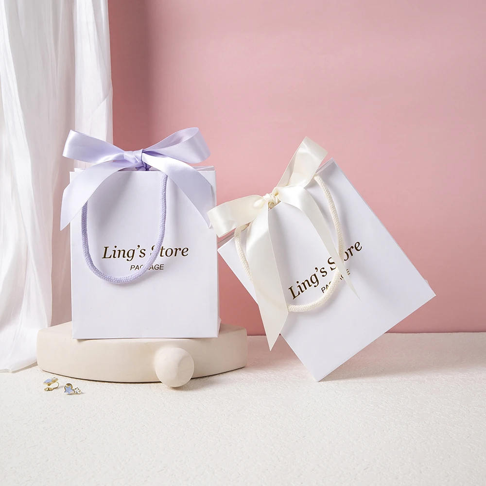 

White Jewelry Handle Tote Bag 15.5x13.5x7.5cm Shopping Newborn Gift Packaging Candy Pouch Print Personalized Custom Logo Pocket