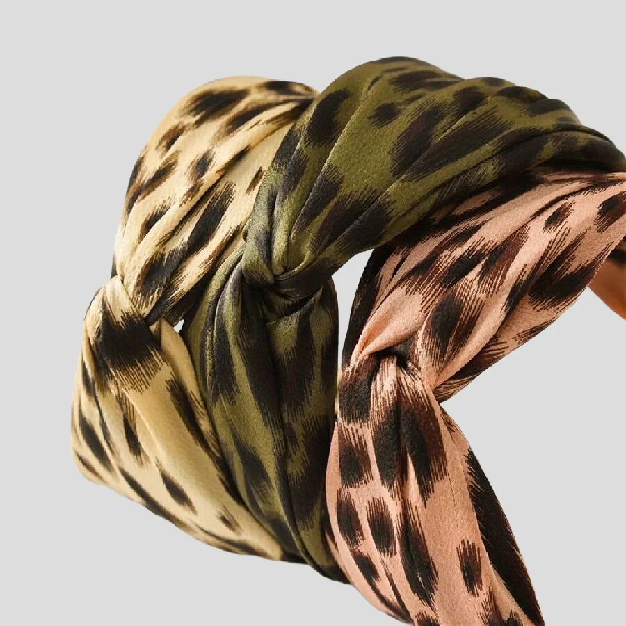 

Leopard Print Satin Headband Wide Edge Smooth Hair Band for Women Non-Slip Yoga & Skincare Headwrap with Cross Knot Design