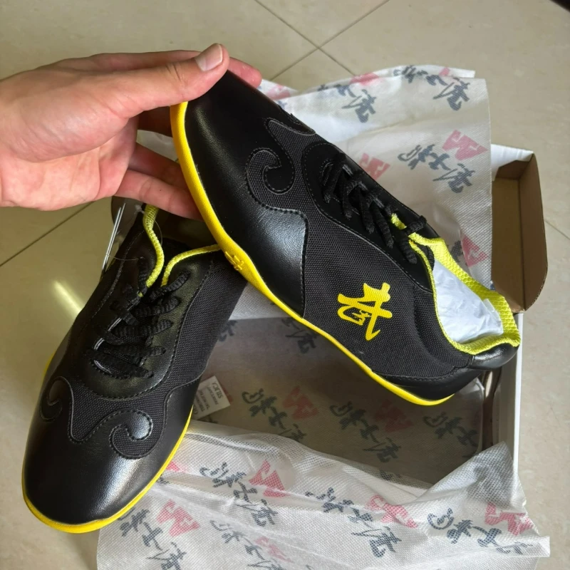 

2025 Новые мужские и женские тренировочные туфли для боевых искусств, черно-белые туфли для тай-чи для пар, дизайнерская обувь для кунг-фу, унисекс, размер 35-46