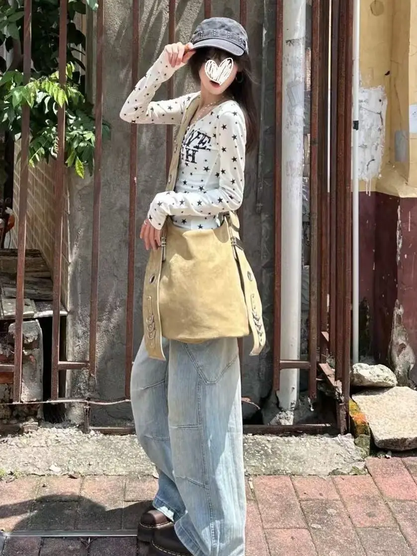 アメリカンレトロスパイシーガールシックな個性スターフルプリントデザイン長袖Tシャツ秋の新作VネックアウターY2kトップ