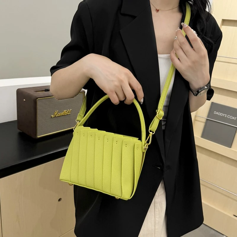 2024 nowa designerska pleciona torba modna plisowana torebka miękka skórzana torebka z łączonym torba na ramię Crossbody koszykiem zielona torebka