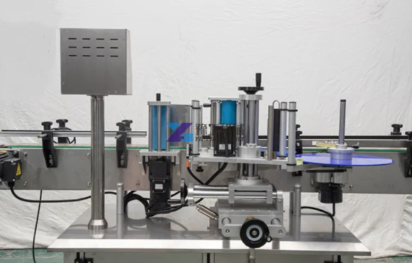 Yugong Low Price Machine for Printing Labels Plastic Bottle Labeling Machine Sticker Labeling Machine Small