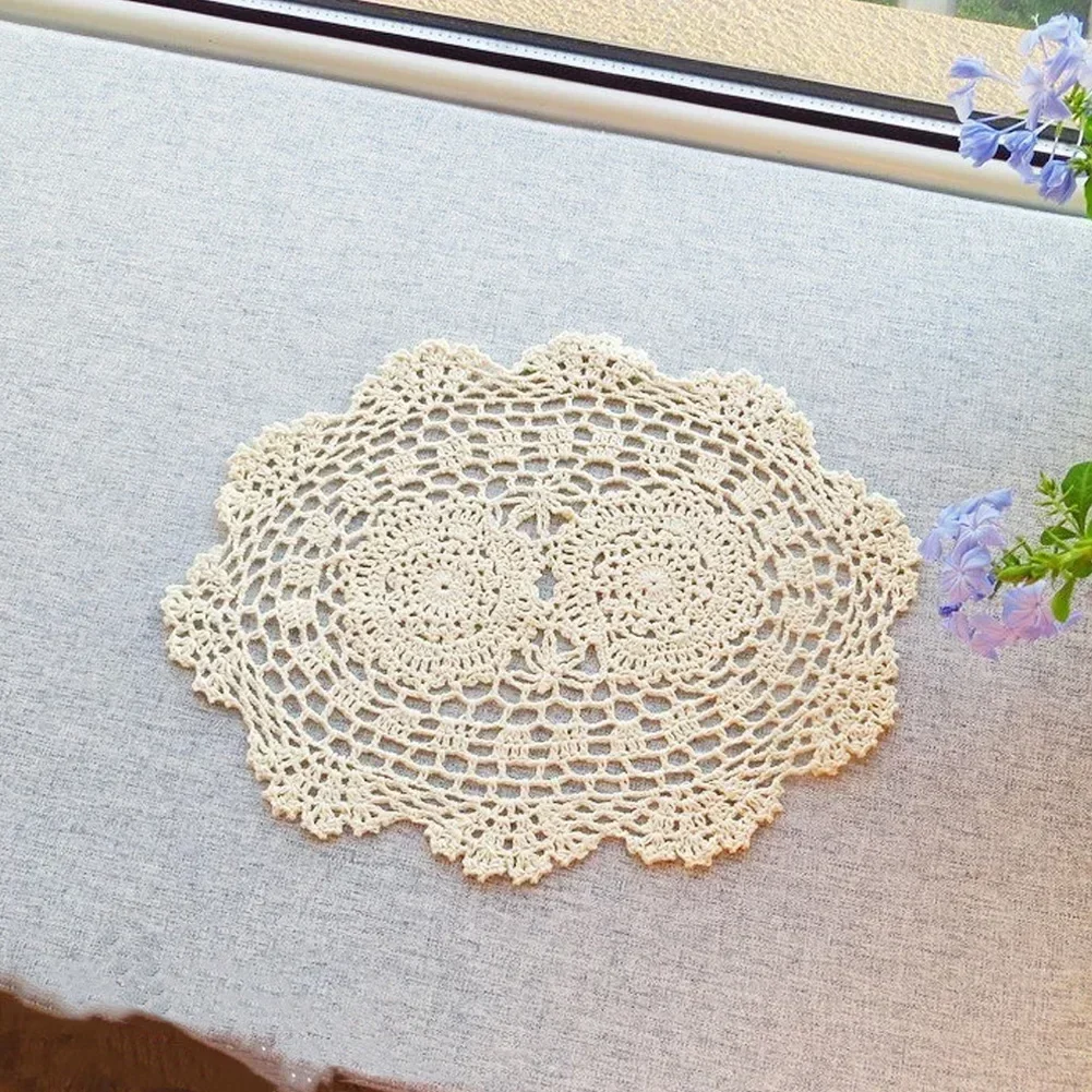 1pcs 2022 Table Mat 25 * 35cm Beige/White Cotton Lace Doilies Floral Lace Doilies Floral Oval Placemat Table Decoration