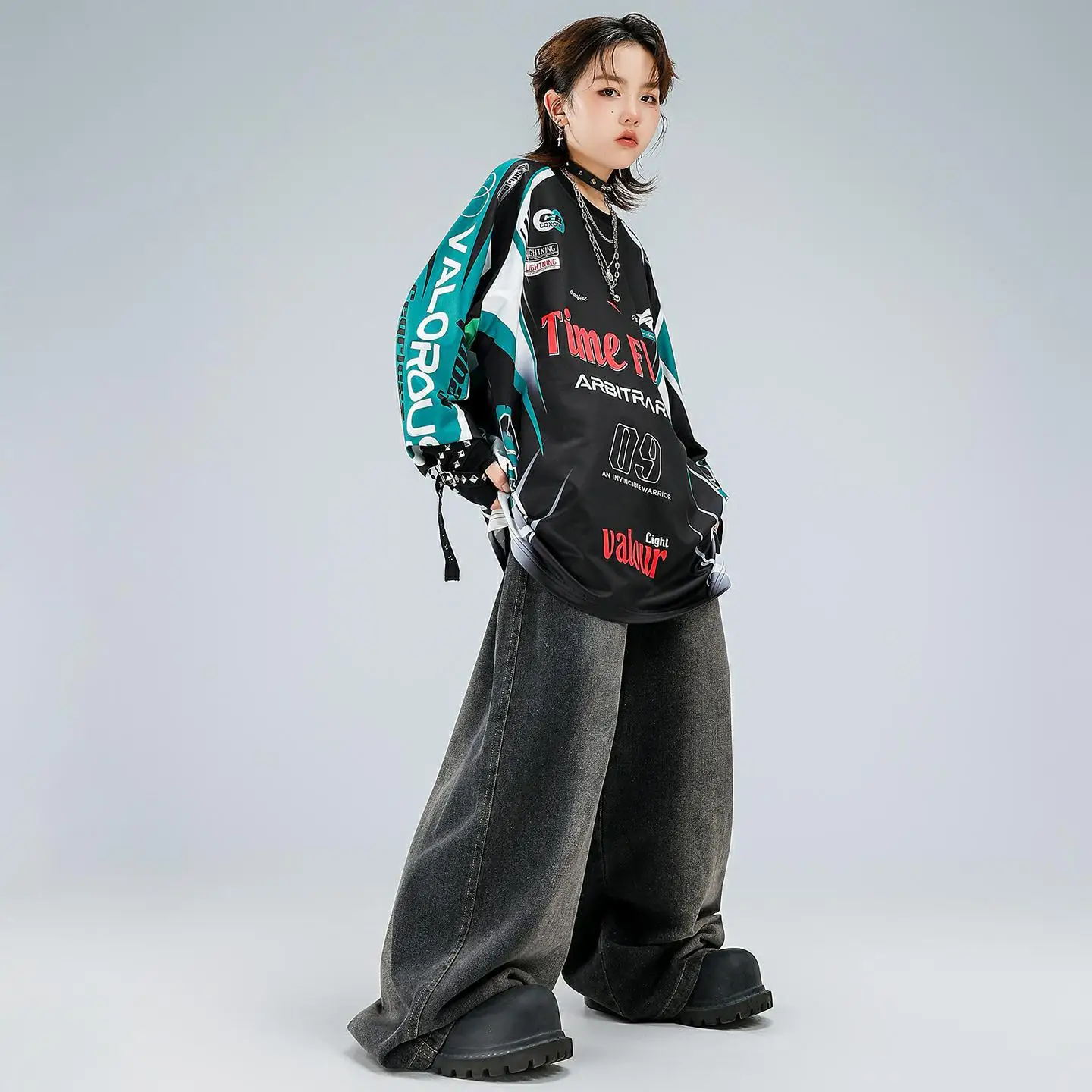 キッズK-POPヒップホップ服 ブループリントスウェットシャツトップ ブラックデニムスプレーホワイトジーンズ バギーパンツ 女の子男の子ストリートダンスコスチューム